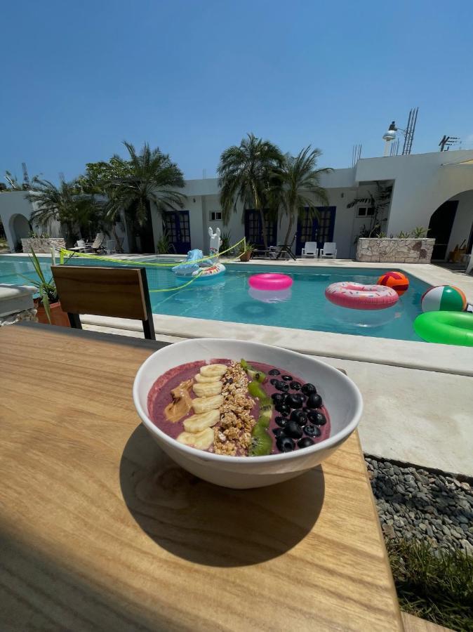Athena Garden Hotel Tela Kültér fotó